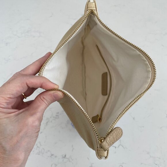 Mischa Signature Hexagon Print Zip Closure Clutch Bag White Purple Tan Sz OS - Picture 5 of 11